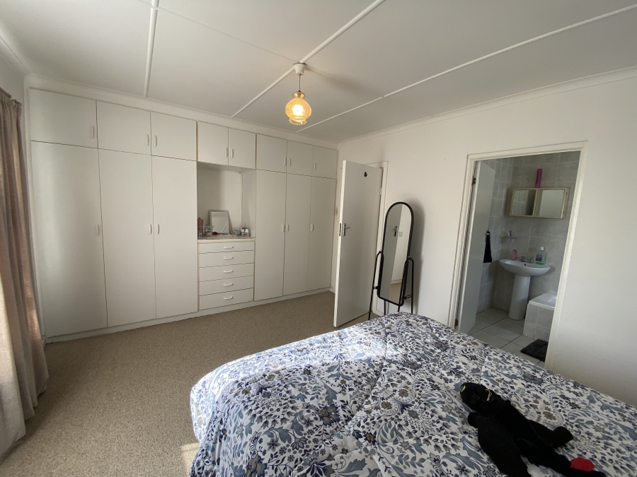 To Let 3 Bedroom Property for Rent in Kidds Beach Eastern Cape